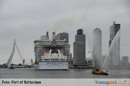 Grootste cruiseschip ter wereld 'Harmony of the Seas' aangekomen in Rotterdam [+foto's]
