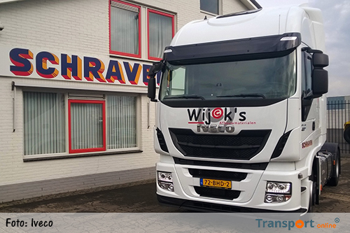 Vier keer IVECO Stralis Hi-Way voor Transportbedrijf Schraven BV
