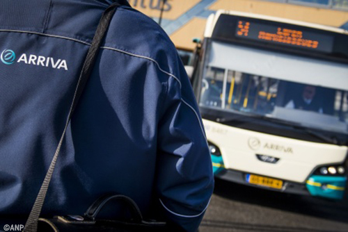 Busbeveiligers Arriva ernstig mishandeld in Etten-Leur 