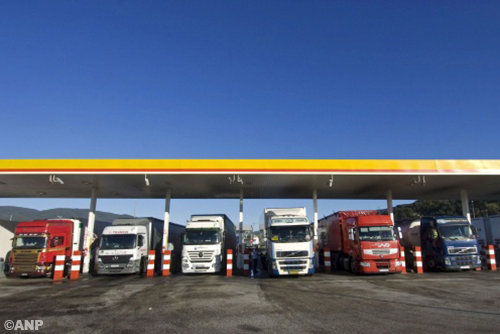 Bijna geen brandstof meer bij Franse benzinestations door blokkades [+foto's]