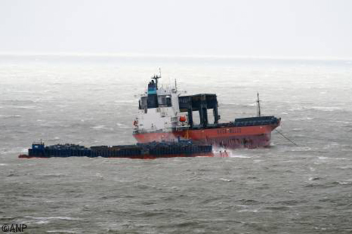 Vrachtschip 'Saga Sky' in Het Kanaal in problemen [+foto]