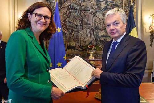België ondertekent CETA-verdrag