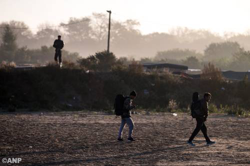 Nieuwe migranten in Calais staan alleen
