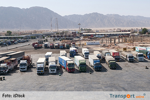 Westerse en Chinese vrachtwagenfabrikanten botsen in het Midden-Oosten