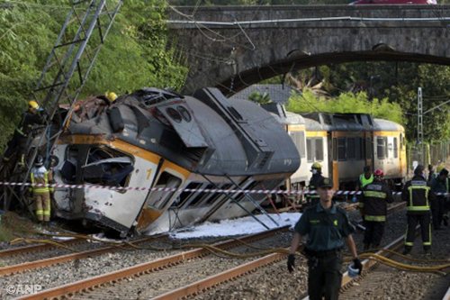 Vier doden bij treinongeval Noord-Spanje [+video]