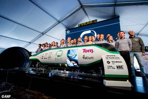 Hoofdprijs TU Delft in hyperlooprace