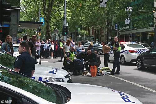 Man rijdt voetgangers dood in Melbourne