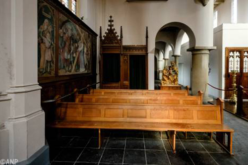 Bestuur Tilburgse kerk vangt bot bij politie