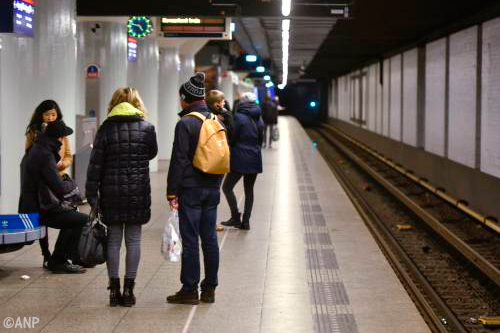 Opnieuw storing bij metro Amsterdam