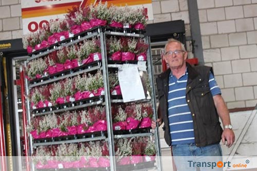 Bijna 45 jaar in dienst bij Selman Transporten: 'Theo Martens heeft een wereldprestatie neergezet!'
