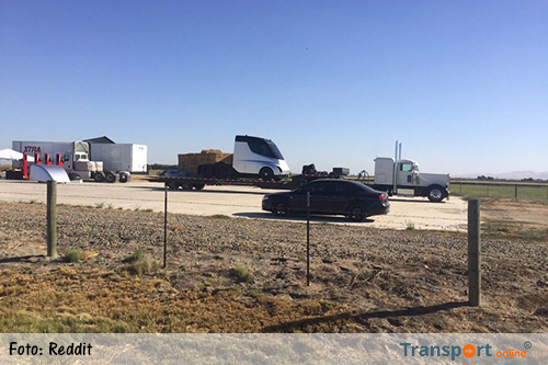 Foto: Nieuwe Tesla vrachtwagen gespot?