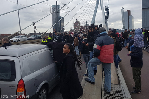 Actie tegen Zwarte Piet in Rotterdam [+foto]