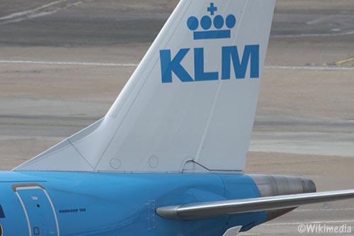 KLM-toestel terug op Schiphol na blikseminslag