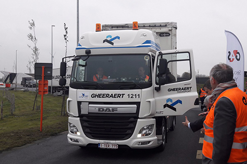 Eerste beveiligde vrachtwagenparkeerplaats niveau 4 geopend in België