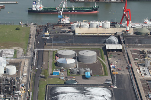 HES International neemt VALT bitumen terminal in Rotterdam over