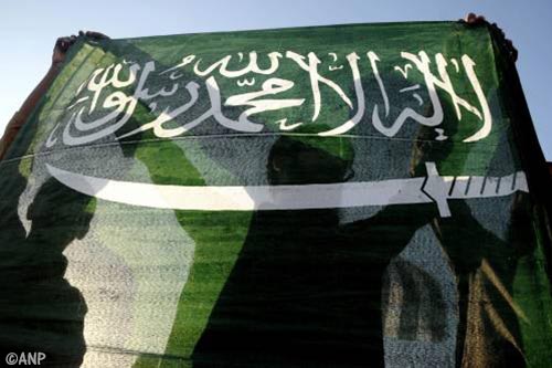 Prins Mansour bin Muqrin Saudi-Arabië omgekomen bij helikoptercrash [+video]