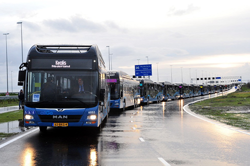 MAN levert 1,5 km lange rij bussen aan Keolis Nederland voor stads- en streeklijnen Almere