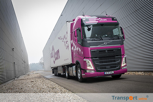 voorwoord piek tobben Transport Online - VidaXL start eigen vervoer met twaalf Volvo FH-trekkers
