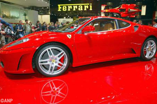 Recordbedrag voor tweedehands Ferrari F430 F1 Coupé van Donald Trump