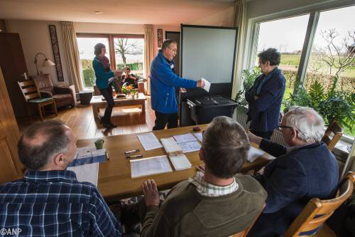 Opkomst diverse plekken al boven 100 procent 