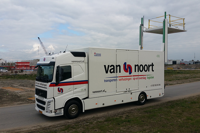 Nieuwe Volvo verhuiswagen voor Van Noort Bedrijven B.V.
