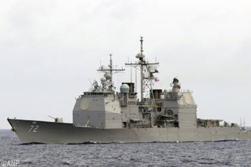 Bijna clash tussen Amerikaans en Iraans schip