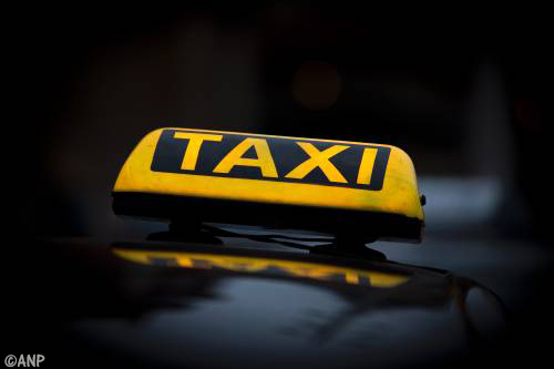 Aantal illegale taxirijders Amsterdam stijgt