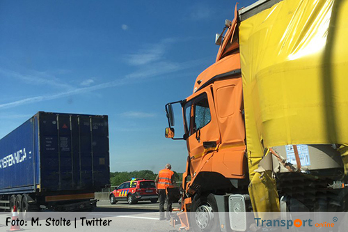 Aanrijding met twee vrachtwagens op Belgische E34 [+foto's]