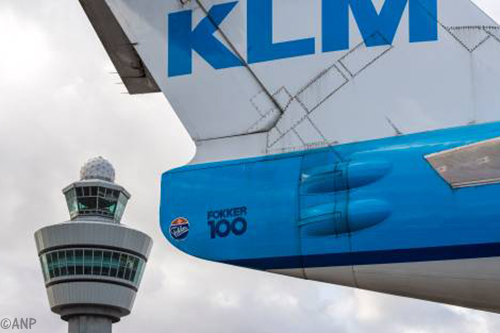 FNV onderzoekt werkdruk KLM'ers