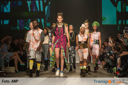 TMG zet International Fashion Week in etalage