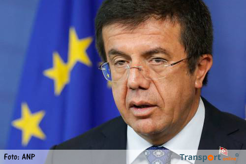 Wenen weert Turkse minister Nihat Zeybekci