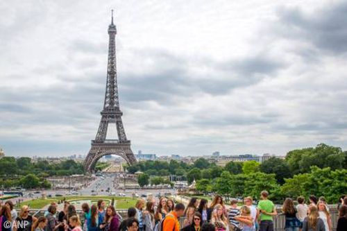 Aanval bij Eiffeltoren mogelijk terroristisch