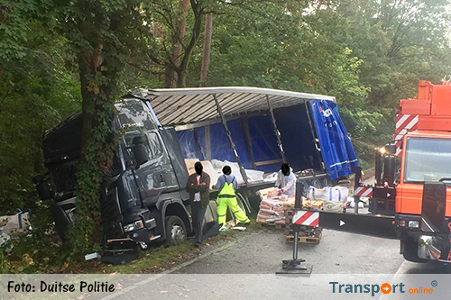 Vrachtwagenongeval zorgt voor urenlange verkeersoverlast op Duitse B3 [+foto]