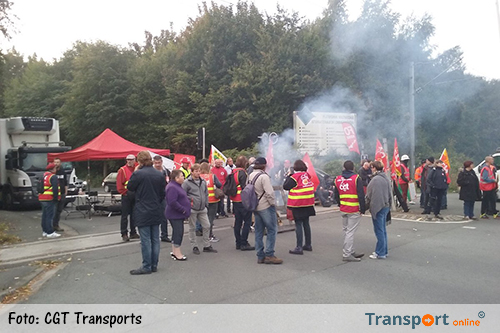 LIVE: Stakingen Franse vrachtwagenchauffeurs gaat tweede dag in [+foto's]