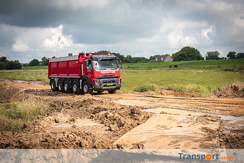 Vier Volvo’s FMX 10x4-widespread voor Reductum