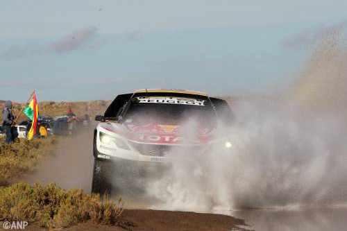 Sébastien Loeb neemt leiding over in Dakar Rally