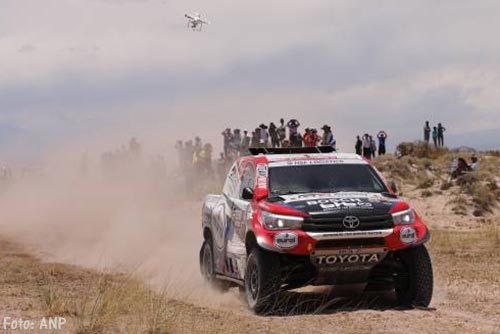 Bernhard ten Brinke grijpt etappewinst in Dakar Rally