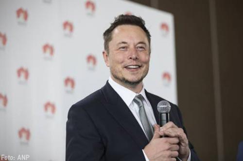Musk blijft Tesla-baas 'voor lange termijn'