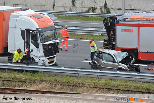 Zes gewonden bij zware aanrijding op de A12 bij Zoetermeer [+foto]