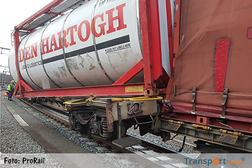 Locomotief botst op goederenwagon in Venlo [+foto]