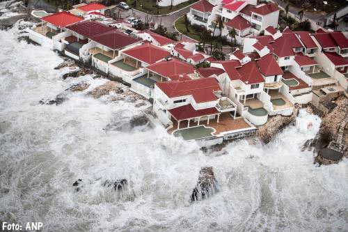 Recordschade natuurrampen door orkanen