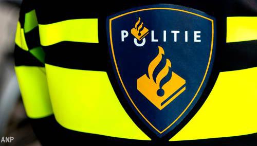 Politie onderzoekt relatie ongeval en overval in Hoogeveen