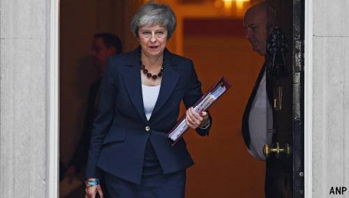 May: kabinet steunt brexit-deal