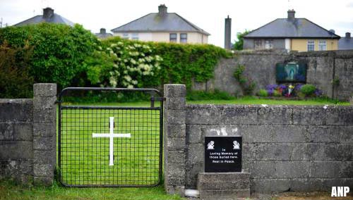 Honderden babylijkjes in Ierland opgegraven 