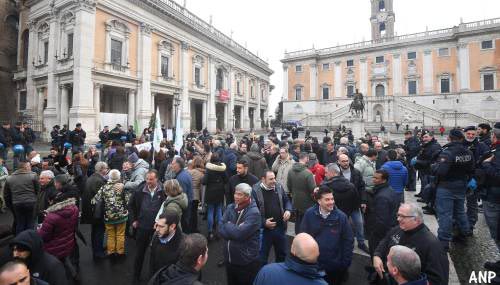 Woedende buschauffeurs leggen Rome plat
