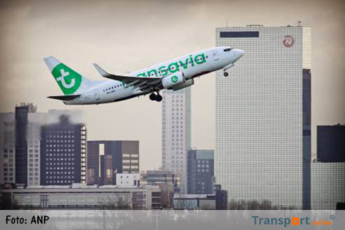 Piloten Transavia dreigen met staking