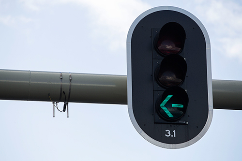 Eerste zes slimme verkeerslichten op N205 bij Schiphol actief 