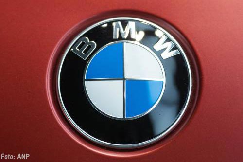 BMW en Daimler voegen autodeeldiensten samen
