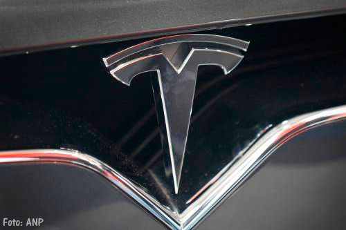 Elon Musk verwijdert Facebook-pagina Tesla