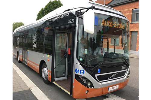 Negentig nieuwe Volvo hybride bussen voor MIVB-STIB 